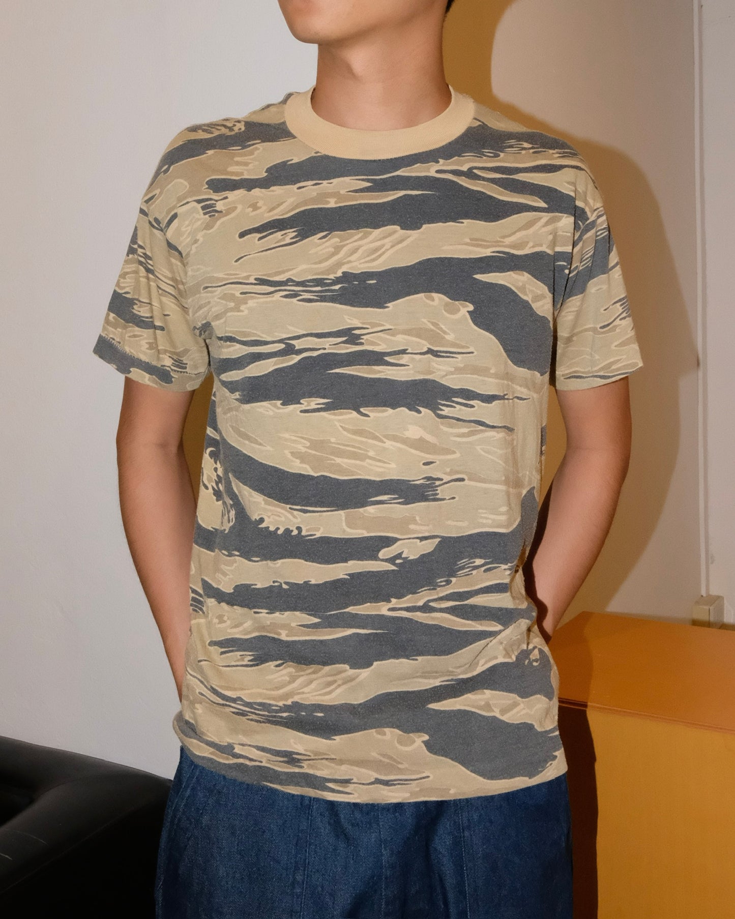 90s TIGER STRIPE CAMO TEE