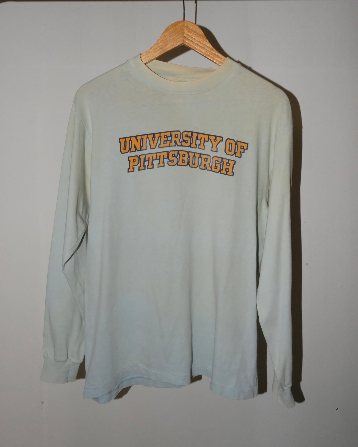 90s UNIVERSITY OF PITTSBURGEH LONGSLEEVE