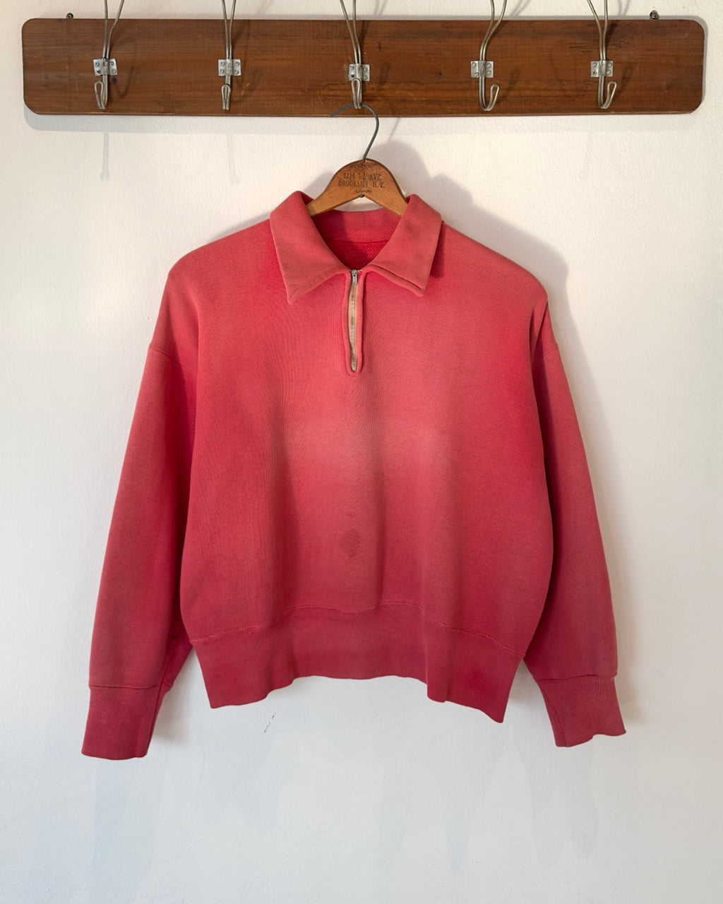 60s SWEATSHIRT HALF-ZIP FADED CHERRY RED