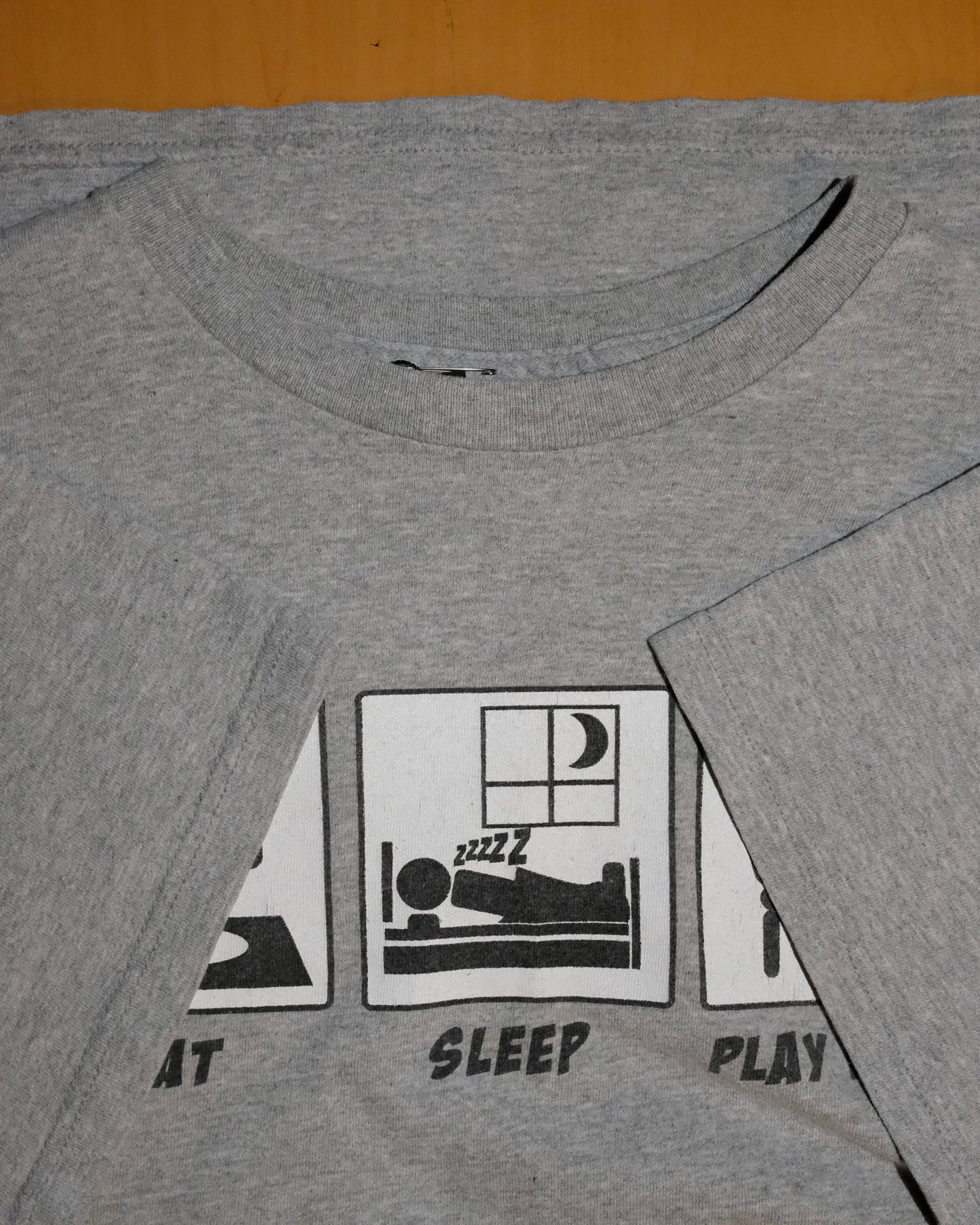 00s "EAT SLEEP PLAY VIDEO" TEE